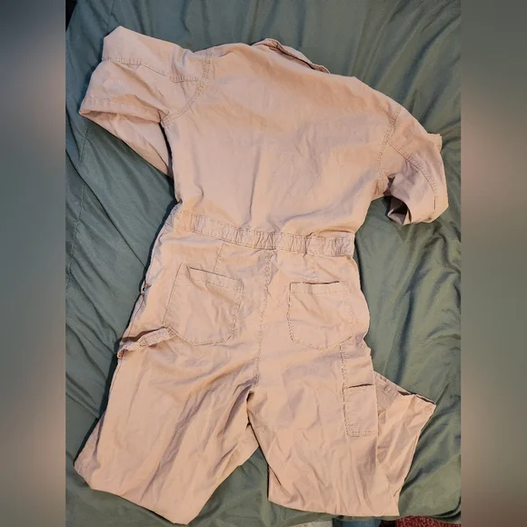 Light Pink Universal Thread Coverall - Picture 4 of 4